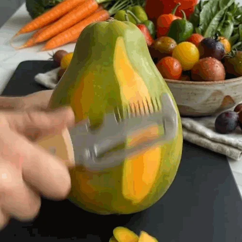 Peeler saves fruit